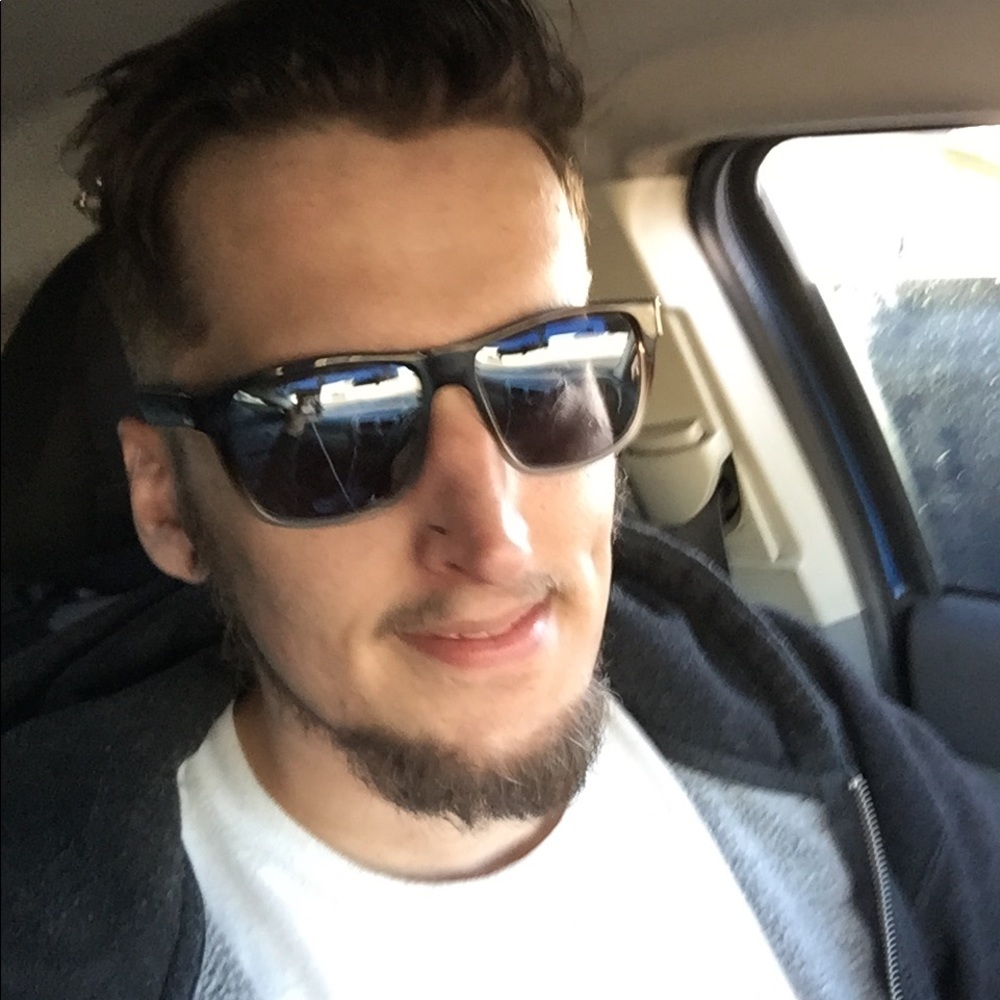 Meet your Posher, Nick